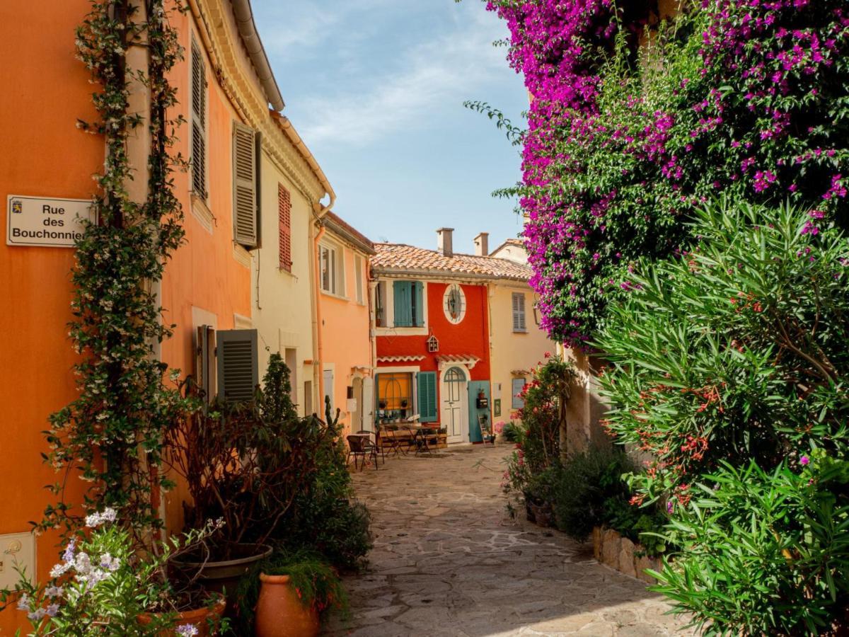 Sole Mia, Appt 2/4Pers Au Coeur De Bormes Apartment Exterior photo